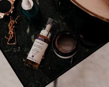 Anti-Aging-Hautpflege mit Bakuchiol: Das steckt hinter dem Power-Wirkstoff! Anti-Aging-Hautpflege mit Bakuchiol: Das steckt hinter dem Power-Wirkstoff!