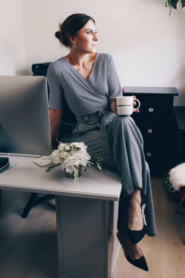 Sommer im Büro: 7 Modetrends, die man problemlos auch im Office tragen kann! Sommer im Büro: 7 Modetrends, die man problemlos auch im Office tragen kann!