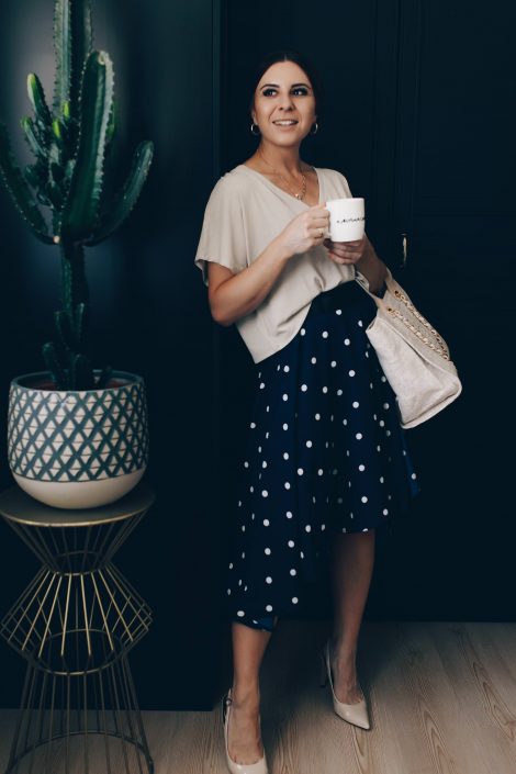 Was ziehe ich im Sommer im Büro an? Meine Outfit-Ideen und Styling-Tipps! Was ziehe ich im Sommer im Büro an? Meine Outfit-Ideen und Styling-Tipps!