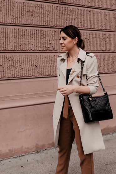 So style ich meine Paperbag-Hose mit schönen Loafers und Trenchcoat! So style ich meine Paperbag-Hose mit schönen Loafers und Trenchcoat!