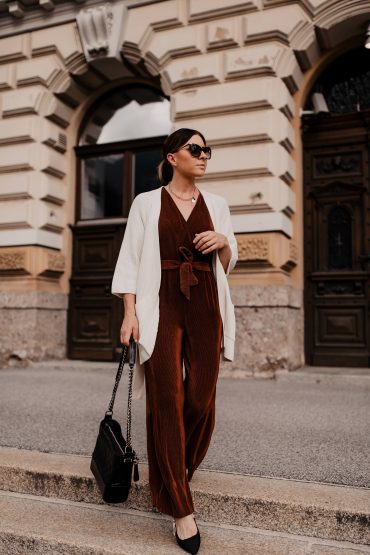 Mein Jumpsuit Outfit im Herbst (inkl. 3 Styling-Tipps für lässig, schicke Looks) Mein Jumpsuit Outfit im Herbst (inkl. 3 Styling-Tipps für lässig, schicke Looks)
