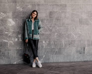 So kombiniere ich weiße Sneakers im Herbst! (inkl. Styling- und Pflege-Tipps) So kombiniere ich weiße Sneakers im Herbst! (inkl. Styling- und Pflege-Tipps)