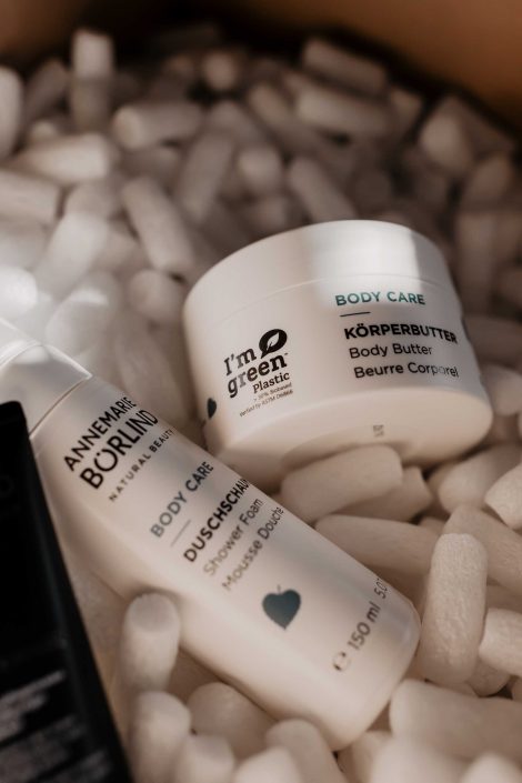 Naturkosmetik: Was steckt dahinter und wie verträglich ist sie wirklich? Naturkosmetik: Was steckt dahinter und wie verträglich ist sie wirklich?