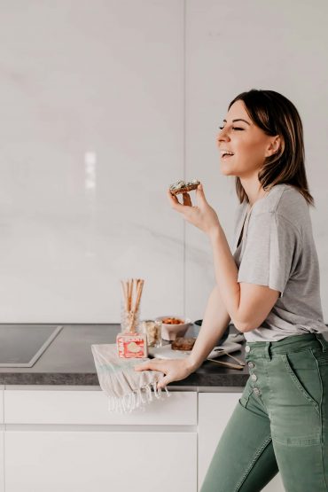 3 leckere Aufstriche mit Flora Plant, der pflanzlichen Alternative zu Butter! 3 leckere Aufstriche mit Flora Plant, der pflanzlichen Alternative zu Butter!