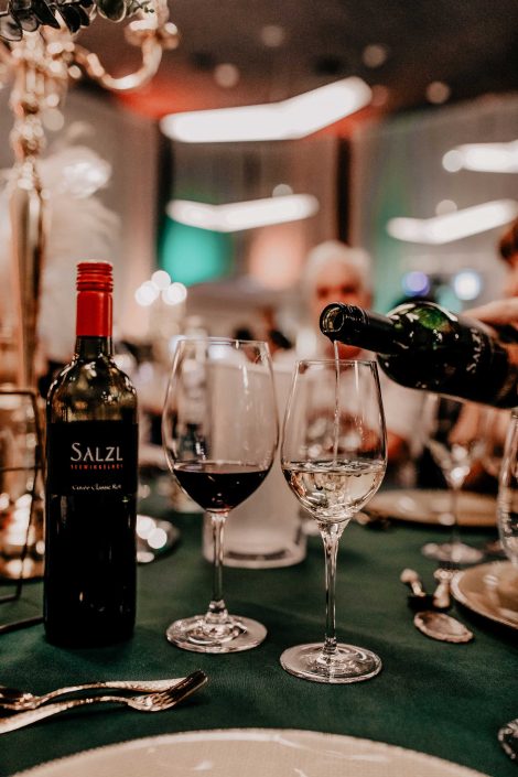Welcher Wein für die Hochzeit? Das ist unser perfekter Hochzeitswein! Welcher Wein für die Hochzeit? Das ist unser perfekter Hochzeitswein!