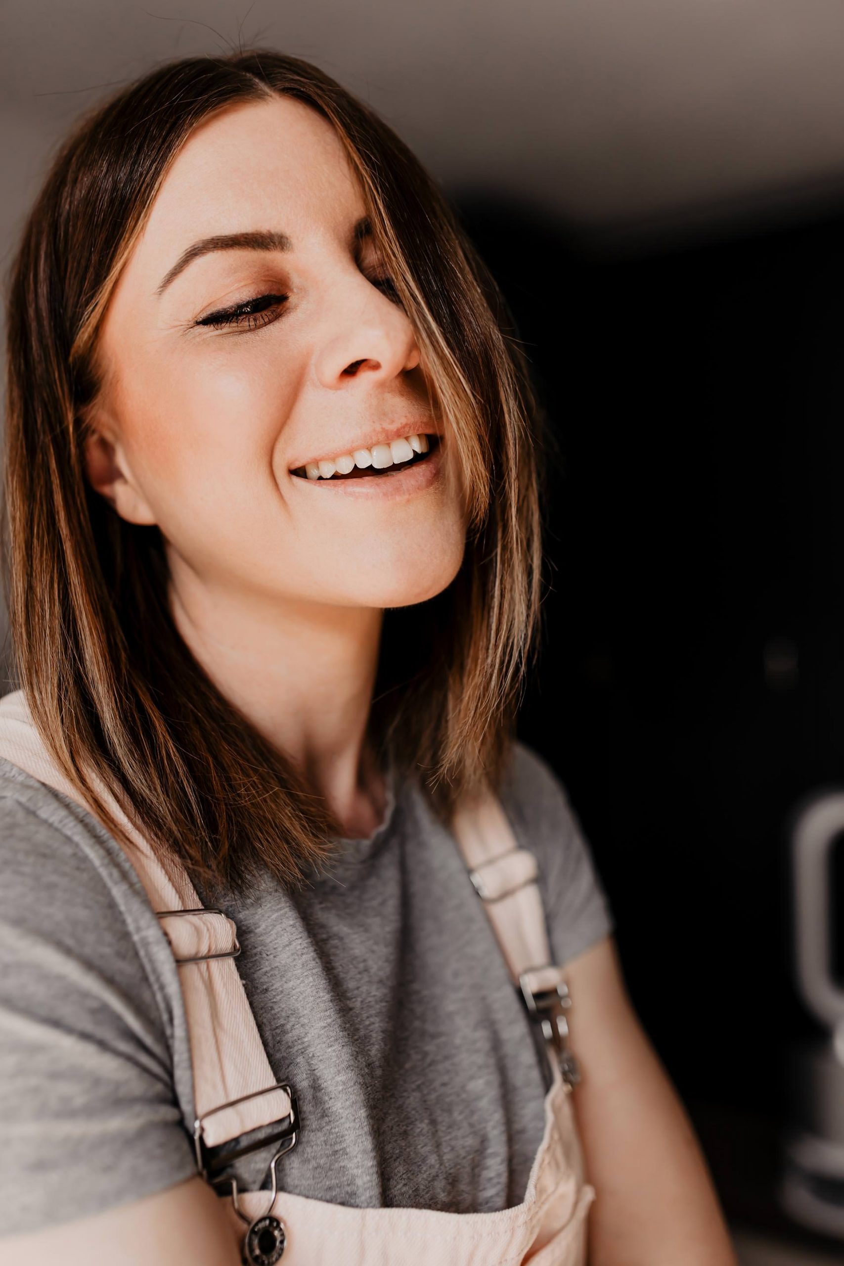 Produktplatzierung. Mit einfachen Beauty-Tipps und -Tricks lassen sich schöne Haare nahezu herbei zaubern! Heute zeige ich dir, wie du deine Haare richtig pflegen kannst und welche Tipps für schöne Haare mir geholfen haben. www.whoismocca.com #haarpflege #schönehaare #beautytipps