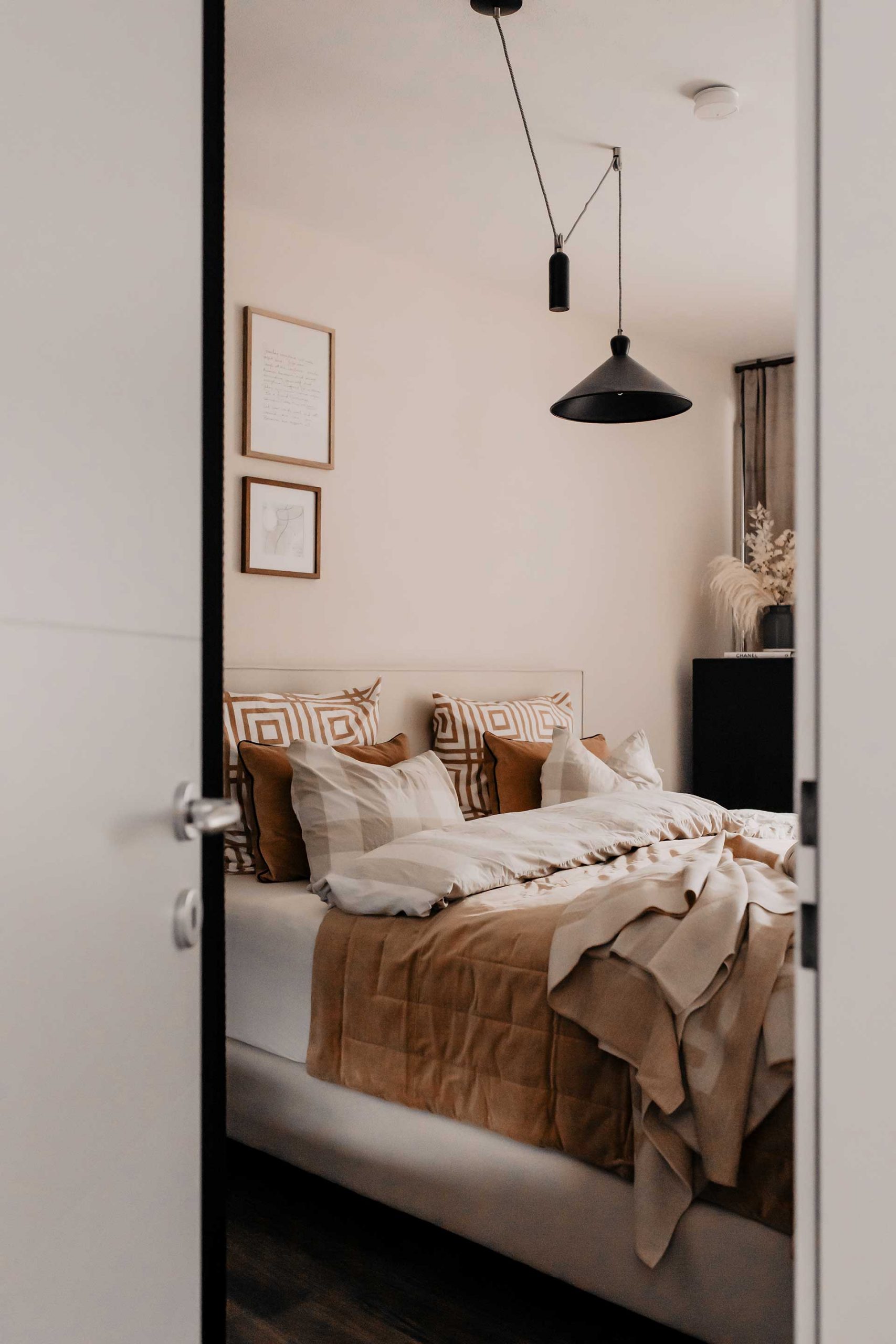 Roomtour meine 20 Tipps für ein gemütliches und modernes Schlafzimmer