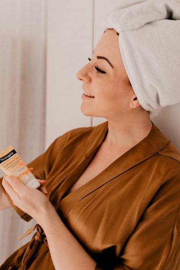 Hautpflege mit Kurkuma: Diese Wirkung hat das Superfood auf deine Haut! Hautpflege mit Kurkuma: Diese Wirkung hat das Superfood auf deine Haut!