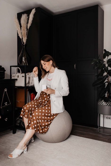 Arbeitsplatz Zuhause einrichten: So habe ich mein Home-Office gestaltet! Arbeitsplatz Zuhause einrichten: So habe ich mein Home-Office gestaltet!