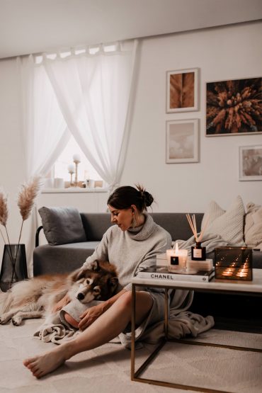 So schaffst du dir mit Kerzen und Co. die perfekte Wohlfühlatmosphäre für Zuhause! So schaffst du dir mit Kerzen und Co. die perfekte Wohlfühlatmosphäre für Zuhause!