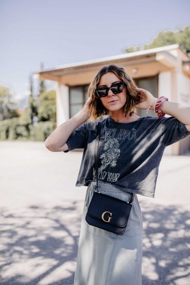 Sommer Outfit mit Sneakers (+ Tipp, wo du Marken-Kleidung günstig kaufen kannst!) Sommer Outfit mit Sneakers (+ Tipp, wo du Marken-Kleidung günstig kaufen kannst!)