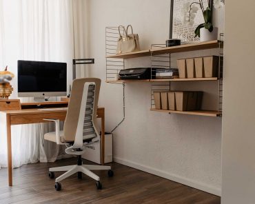 Ergonomisch Sitzen: 9 wichtige Tipps für den Bürostuhl-Kauf! Ergonomisch Sitzen: 9 wichtige Tipps für den Bürostuhl-Kauf!