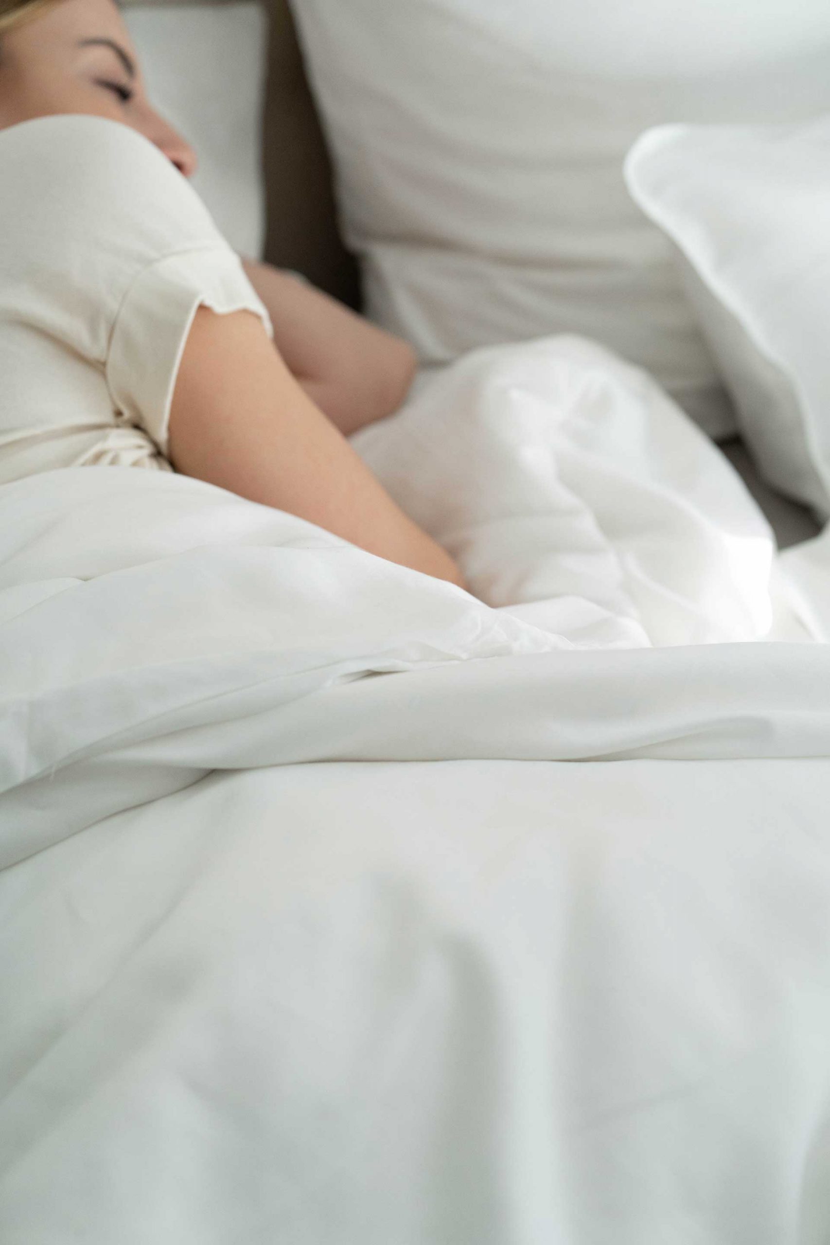 Anzeige. Besser schlafen mithilfe von Gewichtsbettdecken – das macht echt einen Unterschied bei Stress und Anspannung! www.whoismocca.com