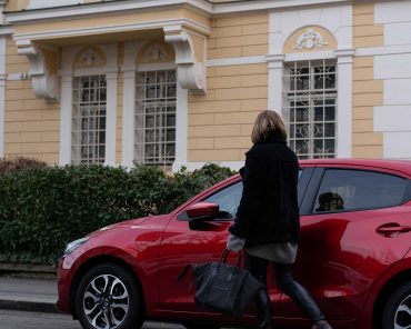 Alltagstest: Der Mazda2 Cityflitzer unterwegs in Innsbruck Alltagstest: Der Mazda2 Cityflitzer unterwegs in Innsbruck