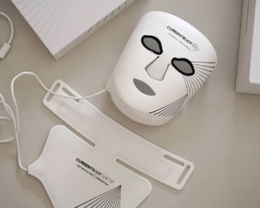 Persönlicher Erfahrungsbericht: CurrentBody Skin LED Lichttherapie Maske (2. Generation) Persönlicher Erfahrungsbericht: CurrentBody Skin LED Lichttherapie Maske (2. Generation)